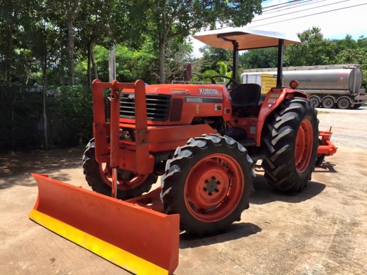 ขายรถไถ Kubota M5000 SU(4WD) พร้อมใบมีดและผานพรวนLCS รถสวยพร้อมใช้งาน