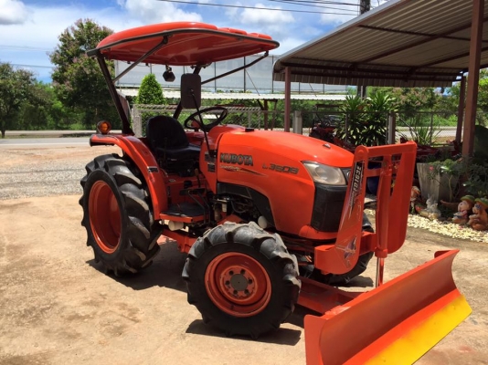 ขายรถไถ Kubota L3608(4WD) พร้อมใบมีดและผานพรวนช้าง รถพร้อมใช้งาน ขายรถไถ Kubota L3608(4WD) พร้อมใบมีดและผานพรวนช้าง รถพร้อมใช้งาน