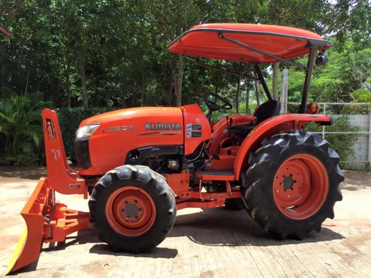 ขายรถไถ Kubota L3608(4WD) พร้อมใบมีดและผานพรวนช้าง รถพร้อมใช้งาน