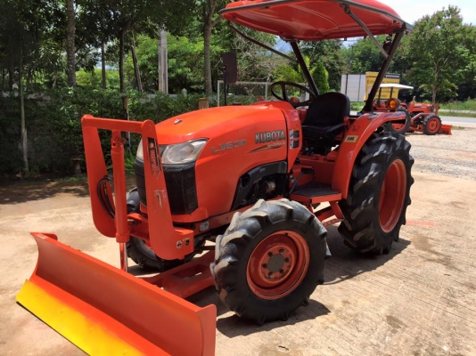 ขายรถไถ Kubota L3608(4WD) พร้อมใบมีดและผานพรวนช้าง รถพร้อมใช้งาน