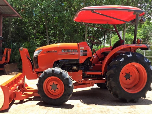 ขายรถไถ Kubota L3608(4WD) พร้อมใบมีดใหม่ และผานพรวนช้าง รถพร้อมใช้งาน