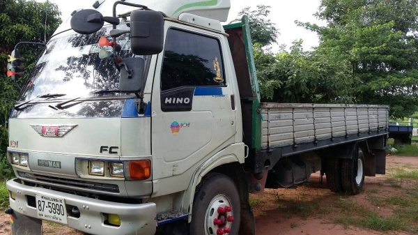 ขายรถบรรทุก Hino 117 แรง