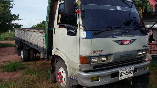 ขายรถบรรทุก Hino 117 แรง