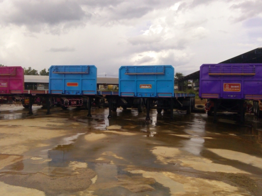 ขายหางพ่วงเทเลอร์ใหม่ 3 เพลา สนใจติดต่อสอบถามได้ที่ 081-9832626 (เฮียโชค)