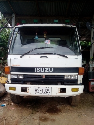 ขายสิบล้ออีซูสุ จัมโบ้ สองเพลา วางหัวร๊อคกี้