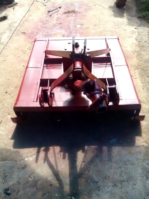 ขายเครื่องตัดหญ้า,ตีตออ้อยหรือสับปะรด ติดหลังรถไถ