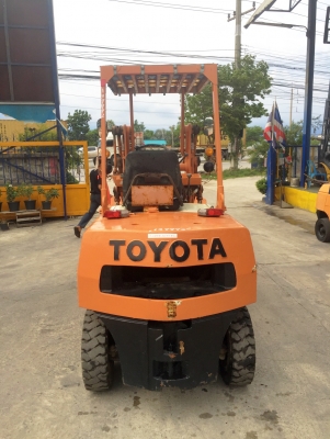 -:-*&bull;*ข า ย ร ถ ย ก นำ เ ข้ า*&bull;*-:-TOYOTA 3SD15 สนใจติดต่อ083-062-0223/098-329-9549(ปอนด์)