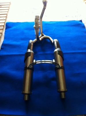 ท่อใหม่สวยๆสั่งได้ครับ   ท่อ  AKAAPOVIC SP สำหรับ DUCATI MONSTER 1000 SIE	 ราคาไม่เเพงครับ