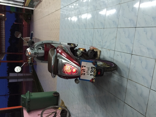 ขายด่วน สกุปี้ไอ มีเล่มพร้อมโอนครับ  พรบ ไม่ขาด รถพร้อมใช้งาน รถปี53 ราคา18,000 บาทครับ เครื่องเดิมๆครับ สนใจ ราคาคุยกันได้ครับ    โทร 0918329727    044666729  คุณโชคชัย  สตึก