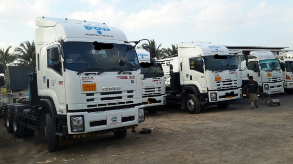 รถหัวลาก Isuzu 360 แรงม้า ปี 56 เข้าใหม่ 9 หัว วิ่ง 200,+++ กม/คัน สภาพสวยสด พร้อมใช้งาน ทดลองขับได้