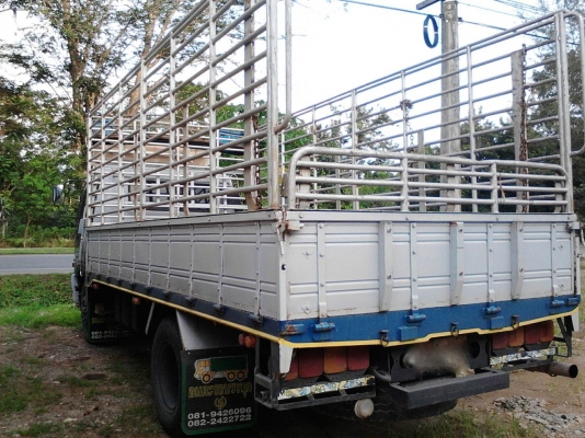 รถฮีโน่ 6 ล้อ หลังถนน FF3H  195 แรงม้า. ปี 38   สนใจติดต่อ  081 - 6079515