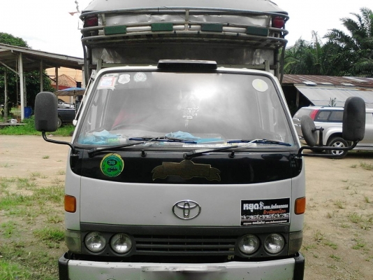 รถโตโยต้า  6  ล้อ หลังถนน 115 แรงม้า.    สนใจติดต่อ  081 - 6079515