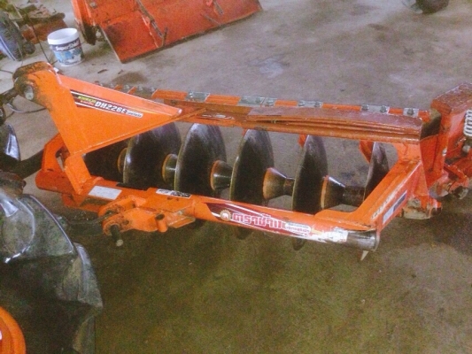 คูโบต้า3608 พร้อมอุปกรณ์3ชิ้น คูโบต้า3608 พร้อมอุปกรณ์3ชิ้น