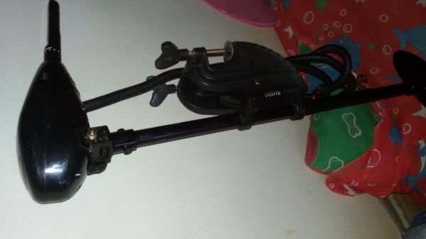 ขายเรือตกปลา ความยาว 2.50 ม. กว้าง 1 ม. พร้อมมอเตอร์ไกด์ 1 ตัว ขนาด 36 ปอนด์ ไม้พาย ไม้นั่ง2อัน 7500 บาท เบอร์ติดต่อ 0871434108