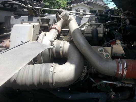 22 ล้อแม่-ลูก 380 แรง FM2PNLD-13388 ปี 2555 ไมล์ 216498 กิโล รถสวยเดิมๆไม่เคย สีเดิม ขายตัดสดหรืผ่อนต่อ ลองดู