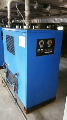 ขายปั๊มลม 100 แรงพร้อมแอร์ดายเออร์ราคาชุดละ 120,000 บาทมี 12 ชุด ขายปั๊มลม 100 แรงพร้อมแอร์ดายเออร์ราคาชุดละ 120,000 บาทมี 12 ชุด