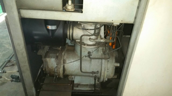 ขายปั๊มลม 100 แรงพร้อมแอร์ดายเออร์ราคาชุดละ 120,000 บาทมี 12 ชุด ขายปั๊มลม 100 แรงพร้อมแอร์ดายเออร์ราคาชุดละ 120,000 บาทมี 12 ชุด