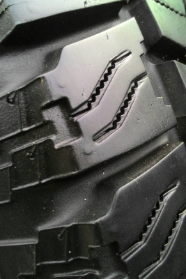 ขายล้อเล็บเหยี่ยว16แท้พร้อมยาง A/T 265/70/16 สวยๆ ขายล้อเล็บเหยี่ยว16แท้พร้อมยาง A/T 265/70/16 สวยๆ