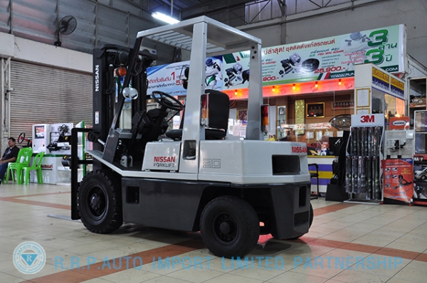 ขายรถโฟล์คลิฟท์มือสอง NISSAN รุ่น PH02 ราคา155,000 บาทนำเข้าจากประเทศญี่ปุ่น 100\% ไม่เคยใช้งานในประเทศไทย