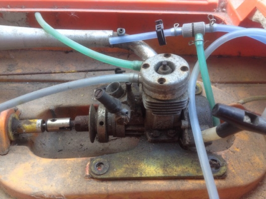 เรือบังคับไนโตรเครื่อง OS สภาพตามรูปของมาจากญี่ปุ่นตามสภาพครับ