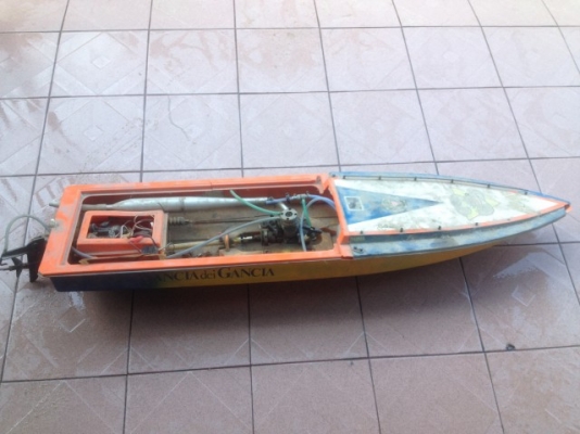 เรือบังคับไนโตรเครื่อง OS สภาพตามรูปของมาจากญี่ปุ่นตามสภาพครับ