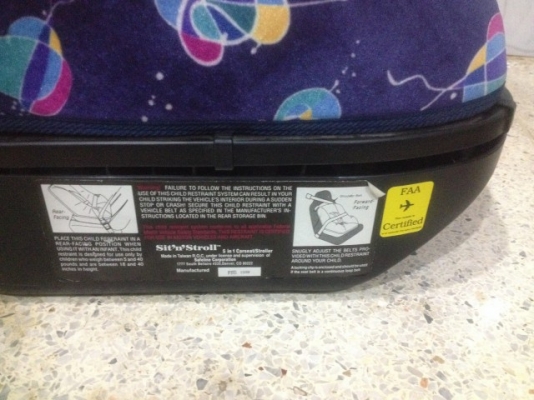 คาร์ซีทมือสองญี่ปุ่นเเปลงเป็นรถเข็นในตัวของเก่าญี่ปุ่นสภาพยังใหม่ครับ คาร์ซีทมือสองญี่ปุ่นเเปลงเป็นรถเข็นในตัวของเก่าญี่ปุ่นสภาพยังใหม่ครับ