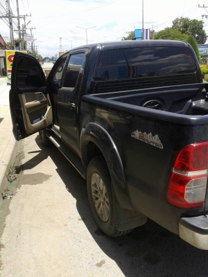 โตโยต้าVigo champ preruner 2.5 auto โตโยต้าVigo champ preruner 2.5 auto