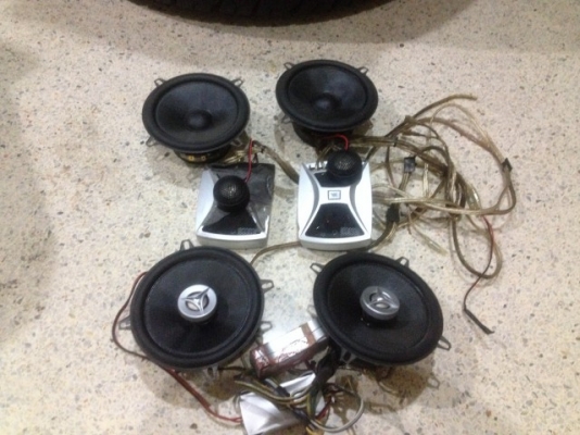 ลำโพง5นิ้วเเยกชิ้น JBL เเท้ยกเซ็ทตามรูปของเก่าญี่ปุ่นเเท้สภาพดีของครบ