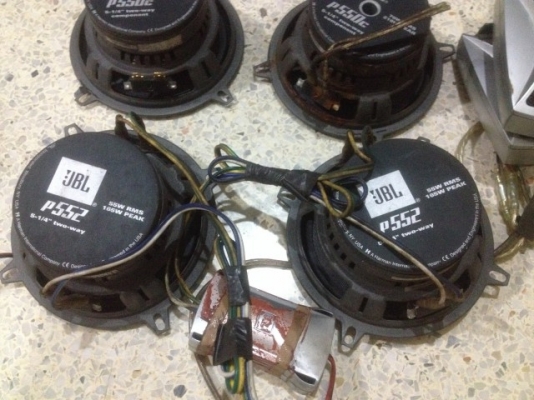 ลำโพง5นิ้วเเยกชิ้น JBL เเท้ยกเซ็ทตามรูปของเก่าญี่ปุ่นเเท้สภาพดีของครบ