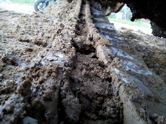 ขายรถแบคโฮ KOBELCO SK200-Vธรรมดา เอกสารอินวอย ราคา 750000