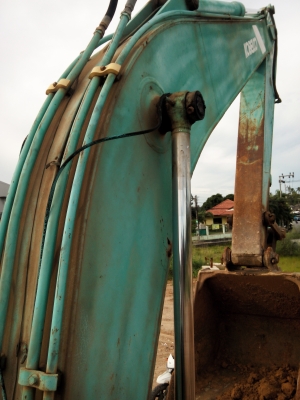 ขายรถแบคโฮ KOBELCO SK200-Vธรรมดา เอกสารอินวอย ราคา 750000