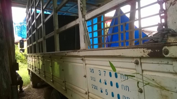 ขาย 6 ล้อ ISUZU NQR 175 ปี 53 ยาว 5.50 เมตร ออกห้างมือเดียวป้ายแดง เพิ่งจ่ายงวดหมดครับ สภาพสวยเดิม เครื่องดี คัสซีสวยตลอดเส้น ทะเบียนพร้อมโอนครับ