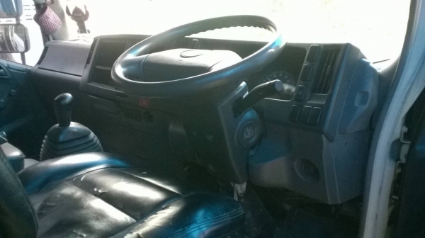 ขาย 6 ล้อ ISUZU NQR 175 ปี 53 ยาว 5.50 เมตร ออกห้างมือเดียวป้ายแดง เพิ่งจ่ายงวดหมดครับ สภาพสวยเดิม เครื่องดี คัสซีสวยตลอดเส้น ทะเบียนพร้อมโอนครับ