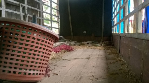 ขาย 6 ล้อ ISUZU NQR 175 ปี 53 ยาว 5.50 เมตร ออกห้างมือเดียวป้ายแดง เพิ่งจ่ายงวดหมดครับ สภาพสวยเดิม เครื่องดี คัสซีสวยตลอดเส้น ทะเบียนพร้อมโอนครับ