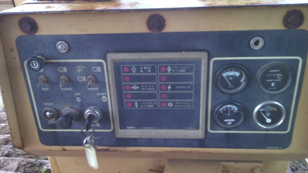 ขายด่วนรถแทร็กเตอรD6Hชีลีทูตีนเป็ดรถมีเล่มทะเบืยนรถสวยเดิม