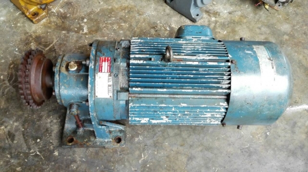 Sale>>มอเตอร์เกียร์ Sumitomo Cyclo Drive 7.5 HP. ไฟ 380 V. อัตราทด 1:11 วิ่งเงียบ โทร 089-2499-123 นครปฐม