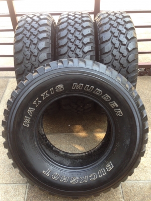 ยาง Mud Maxxis 265 75 16 ปี09 ดอกแทบไม่ได้ใช้ ไม่มีแตกลายงา ลงพื้นจริงปี12 ยาง Mud Maxxis 265 75 16 ปี09 ดอกแทบไม่ได้ใช้ ไม่มีแตกลายงา ลงพื้นจริงปี12