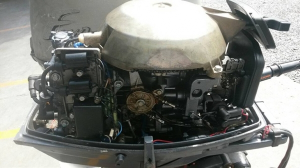 ขาย เครื่องเรือ YAMAHA 25 CV หาง 21 นำเข้าจากญี่ปุ่นสภาพพร้อมใช้ ราคา 38,000