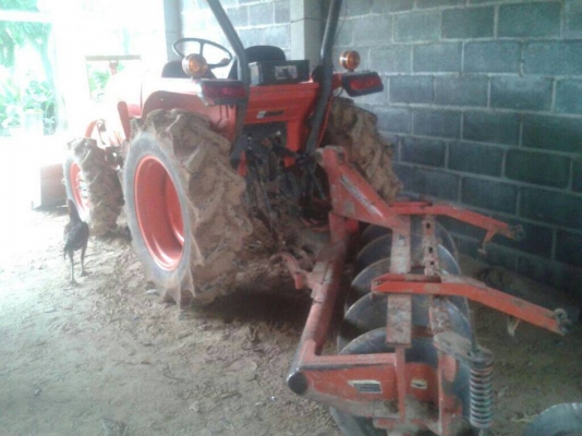 ขายรถไถคูโบต้า 3608 ใช้งานน้อย 1,200ชม. เครื่องดี เดิม สภาพสวย อุปกรณ์ใบมีดหน้า ผานหลัง สภาพสวยพร้อมใช้งาน เอกสารเล่มทะเบียนพร้อมโอน