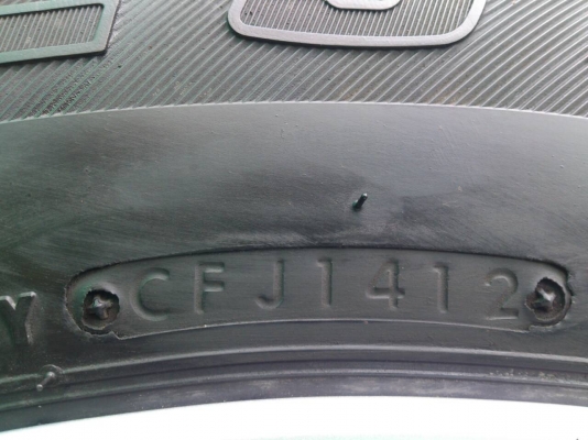 ขายแม็ก Ford 6รูขอบ17 พร้อมยาง 265/65R17 ยางปี12 ดอกยางหนา สวยๆ จำนวน 1 ชุด