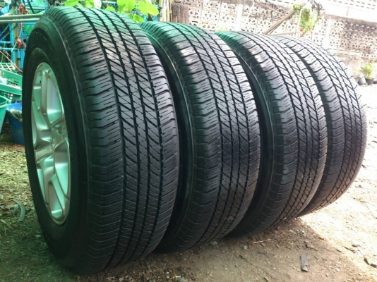 ขายแม็ก Ford 6รูขอบ17 พร้อมยาง 265/65R17 ยางปี12 ดอกยางหนา สวยๆ จำนวน 1 ชุด