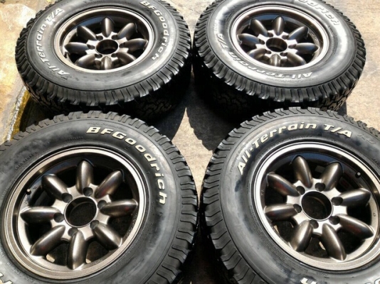 ขายล้อกล้วย  6 รู  8 x 16  พร้อมยาง  BF