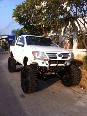 ขายวีโก้ 4x4 ยาง 37