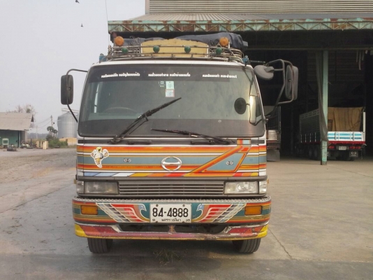 สิบล้อกระบะบรรทุก ล่องราคาถูก