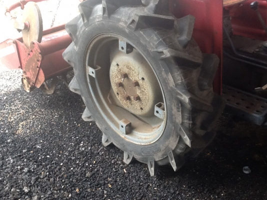 รถไถshibaura s1000 สภาพดีพร้อมใช้เก่าญี่ปุ่น 2เพลาขับสี่ล้อ