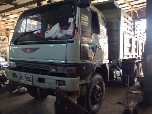 ขายด่วน  รถสิบล้อสองเพลาดั้มพ์  HINO  FM  3M  240  พร้อมใช้งาน เอกสารพร้อม
