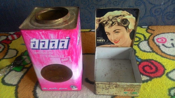 ขาย2รายการ กระป๋องเก่า กล่องแฟซ่าเก่า