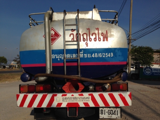 ขายรถน้ำมัน HINO F18 ระบบโหลดล่างพร้อมใช้พร้อมโอน พร้อมใบอนุญาติกรมพลังงาน