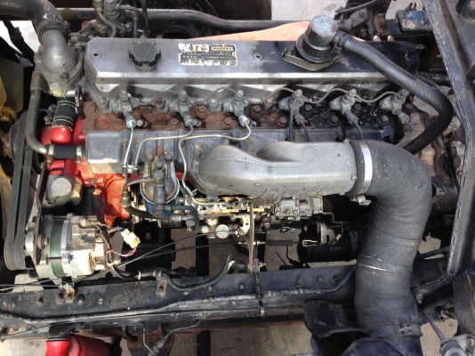 ขายรถน้ำมัน HINO F18 ระบบโหลดล่างพร้อมใช้พร้อมโอน พร้อมใบอนุญาติกรมพลังงาน