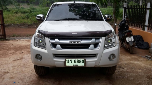 ปรับราคาลงแล้ว ขาย อีซูซุ ดีแม็ก ไฮแลนเดอร์ รุ่น แพลตทินั่ม